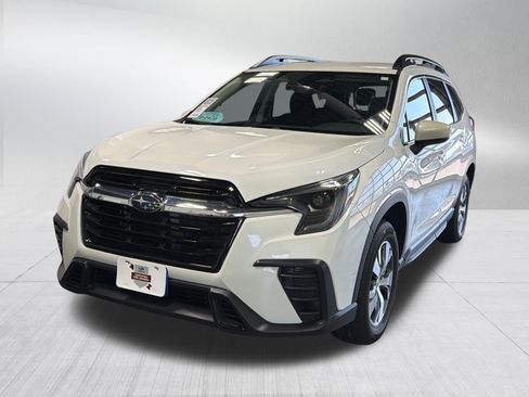 Certified 2025 Subaru Ascent Premium AWD/4WD image 3