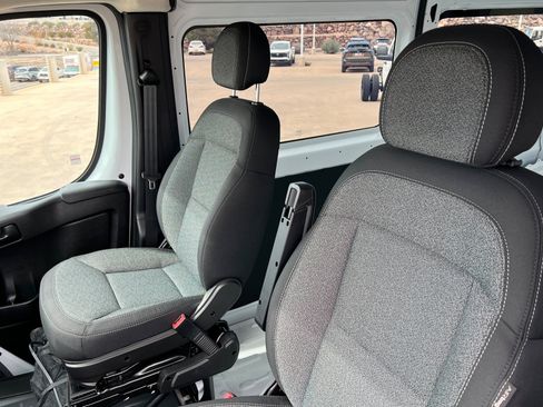 Used 2023 RAM ProMaster 3500 image 16