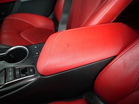 Used 2019 Toyota Camry XSE w/ Carpet Mat Package FWD image 30