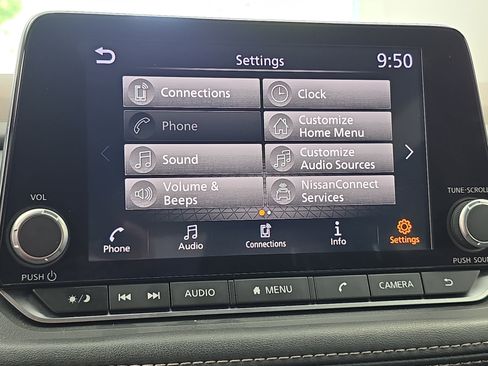 Certified 2023 Nissan Rogue SV FWD image 20