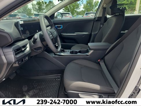 New 2026 Kia K4 FWD image 19