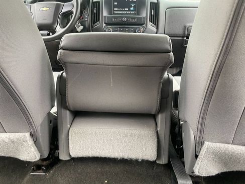Used 2018 Chevrolet Silverado 1500 W/T w/ WT Fleet Convenience Package AWD/4WD image 25