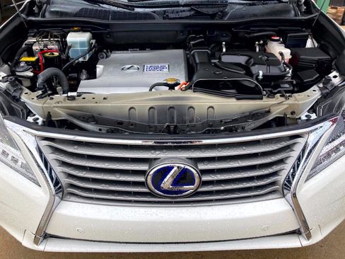 Used 2015 Lexus RX 450h AWD image 15