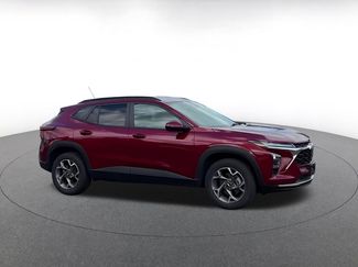 Used 2025 Chevrolet Trax LT video 2