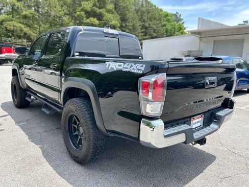 Used 2021 Toyota Tacoma TRD Off-Road AWD/4WD image 5