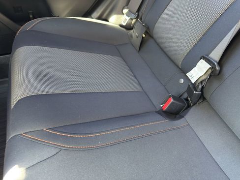 Used 2021 Subaru Crosstrek 2.0i Premium w/ Moonroof Package image 35