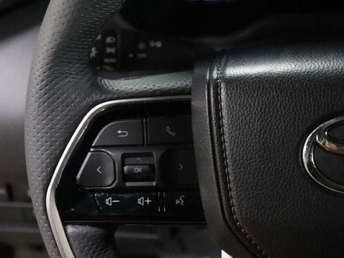 Used 2024 Toyota Tundra Limited w/ Power Package AWD/4WD image 29