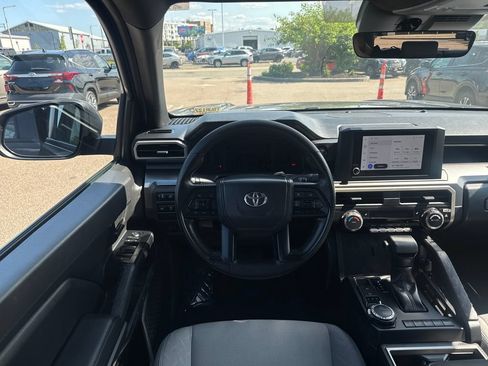 Used 2025 Toyota Tacoma SR5 AWD/4WD image 12