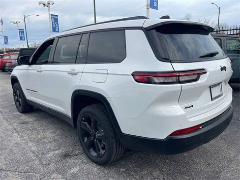 New 2025 Jeep Grand Cherokee L Altitude AWD/4WD image 24