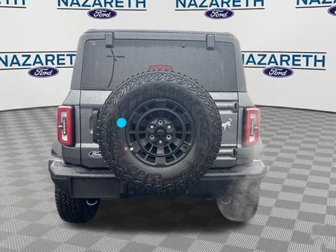 New 2026 Ford Bronco Badlands image 6