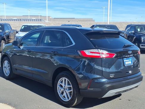 Used 2022 Ford Edge SEL w/ Convenience Package image 6