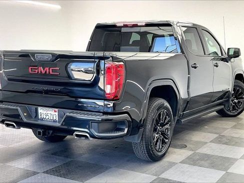 Used 2023 GMC Sierra 1500 Denali w/ Technology Package AWD/4WD image 13