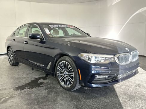 Used 2017 BMW 530i image 3