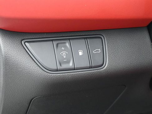 Used 2023 Genesis G70 3.3T w/ Sport Advanced Package image 16