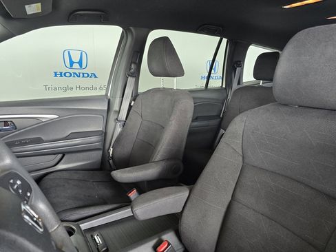 Used 2022 Honda Pilot Sport image 19