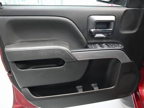 Used 2018 Chevrolet Silverado 1500 LT w/ All Star Edition image 26