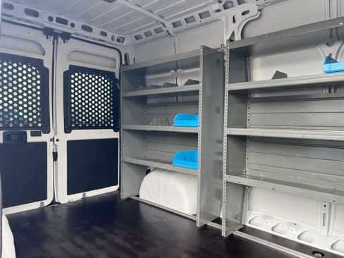 Used 2024 RAM ProMaster 2500 w/ Convenience Group image 28