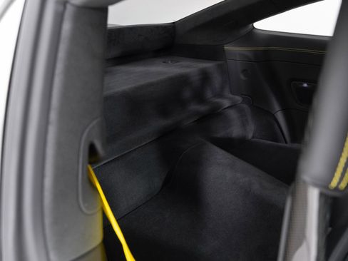 Used 2024 Porsche 911 GT3 image 37