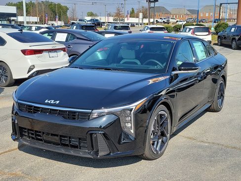 New 2026 Kia K4 GT-Line image 3
