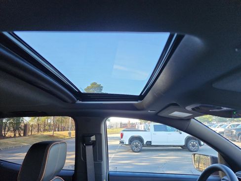 New 2026 GMC Canyon AT4 w/ Technology Plus Package image 7