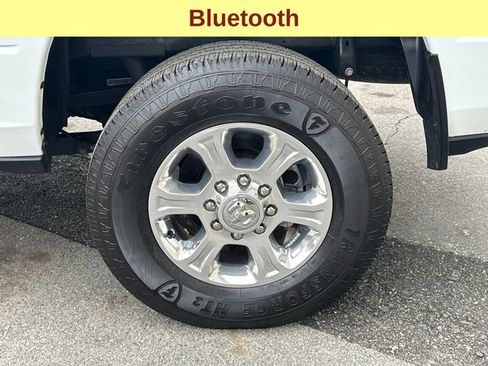 Used 2024 RAM 2500 Big Horn w/ Sport Appearance Package image 9