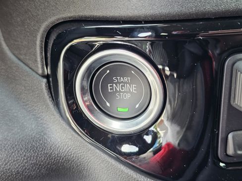 New 2025 Chevrolet Silverado 1500 LT image 25