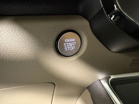 New 2026 Kia Carnival EX image 26