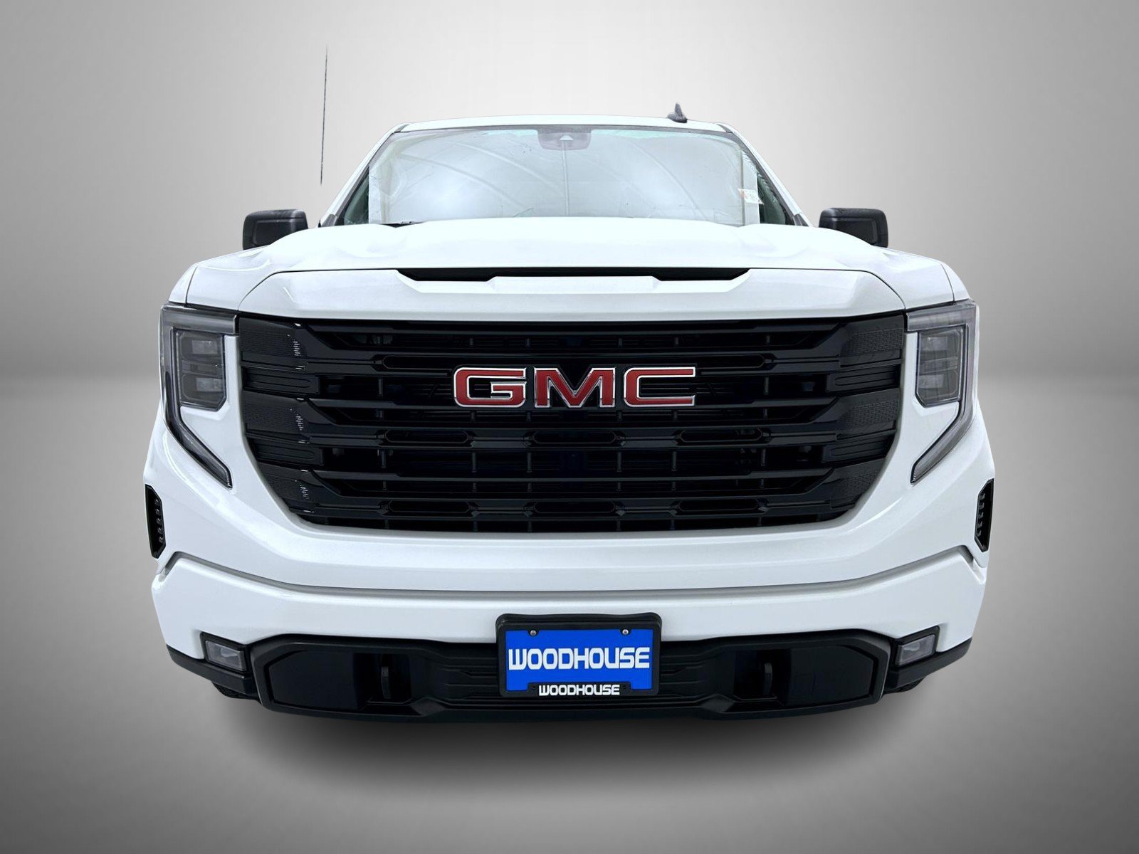 Used 2024 GMC Sierra 1500 Elevation AWD/4WD image 2