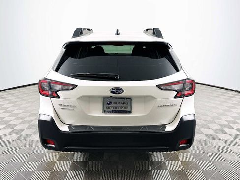 Certified 2025 Subaru Outback Premium image 6