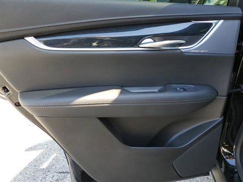 Certified 2025 Cadillac XT5 Premium Luxury FWD image 35