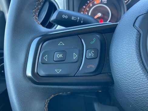 Used 2024 Jeep Wrangler Sport S image 15