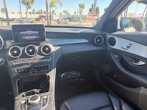 Used 2018 Mercedes-Benz C 300 Sedan image 22