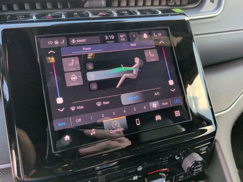 New 2025 Jeep Grand Cherokee L Altitude image 25