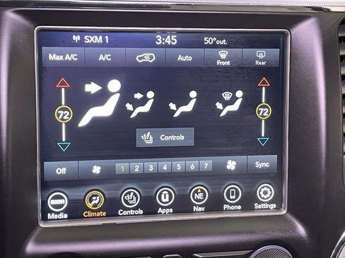 Used 2018 Jeep Grand Cherokee Limited image 33