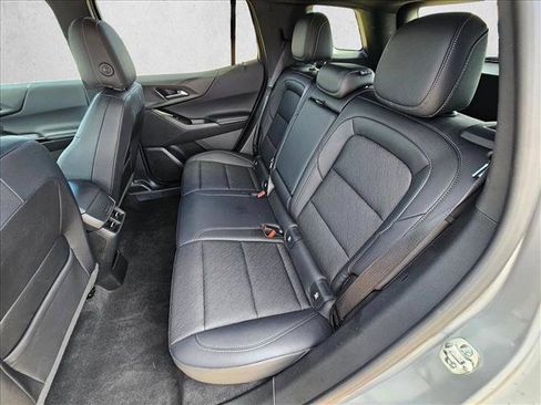 Used 2025 Chevrolet Equinox LT w/ Convenience Package II AWD/4WD image 17