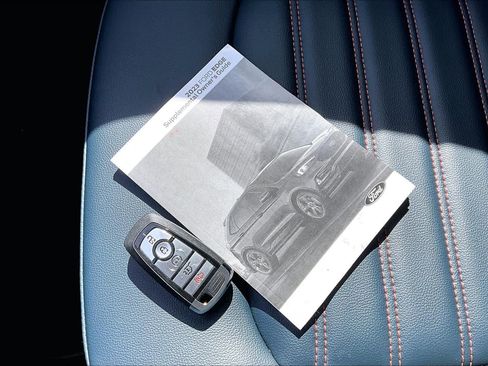 Used 2023 Ford Edge SEL w/ Sport Appearance Package image 15