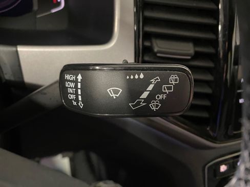 Used 2021 Volkswagen Atlas SEL Premium AWD/4WD image 27