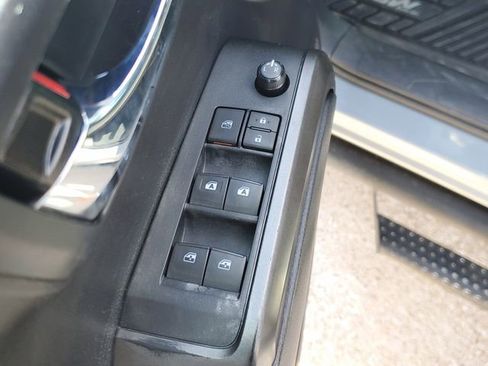 Used 2021 Toyota Tacoma TRD Sport w/ Technology Package RWD image 18