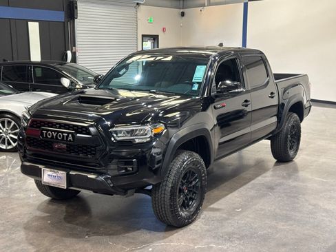 Used 2020 Toyota Tacoma TRD Pro AWD/4WD image 11