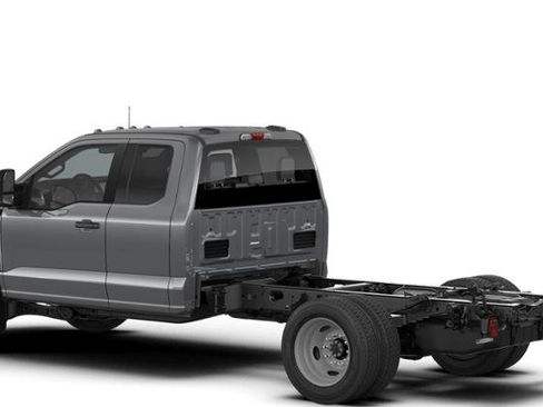 New 2026 Ford F550 4x4 Supercab Super Duty image 2