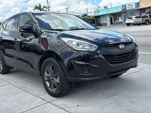 Used 2015 Hyundai Tucson GLS w/ Option Group 02 FWD image 16