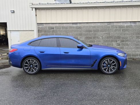 Used 2023 BMW i4 eDrive40 w/ M Sport Package image 10