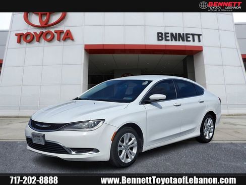 Used 2015 Chrysler 200 Limited w/ Convenience Group FWD image 1