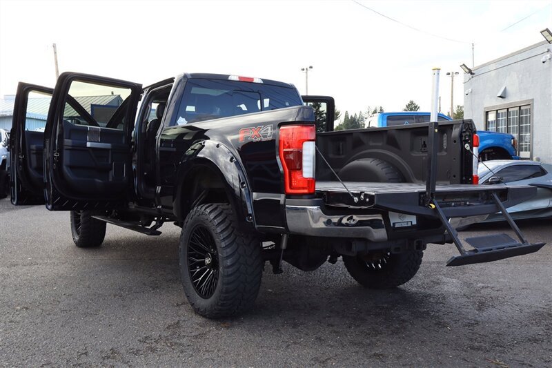 Used 2017 Ford F350 Lariat w/ Lariat Ultimate Package AWD/4WD image 30