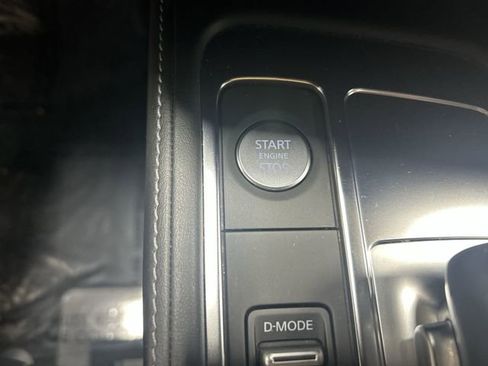 Used 2023 INFINITI QX60 Sensory AWD/4WD image 17