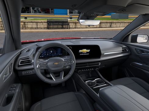 New 2026 Chevrolet Traverse LT w/ Driver Confidence Package image 39