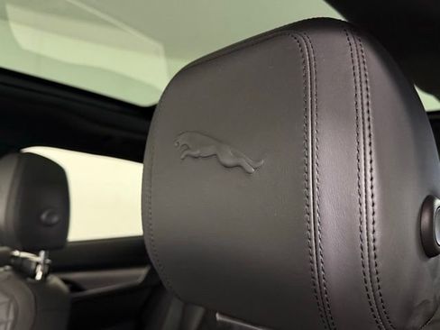 Certified 2023 Jaguar F-PACE S image 32