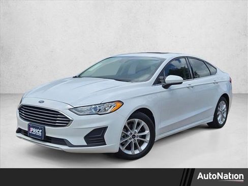 Used 2020 Ford Fusion SE FWD image 1