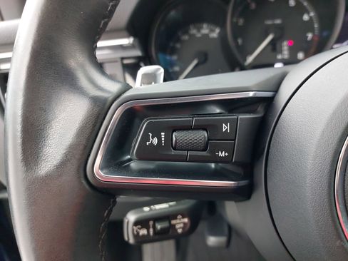 Certified 2023 Porsche Macan Turbo image 19