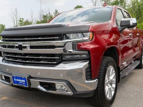 Used 2020 Chevrolet Silverado 1500 LTZ w/ LTZ Premium Package AWD/4WD image 2